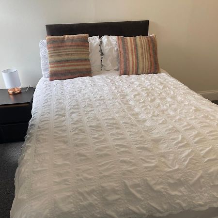 Lovely Room In Bristol 5 المظهر الخارجي الصورة