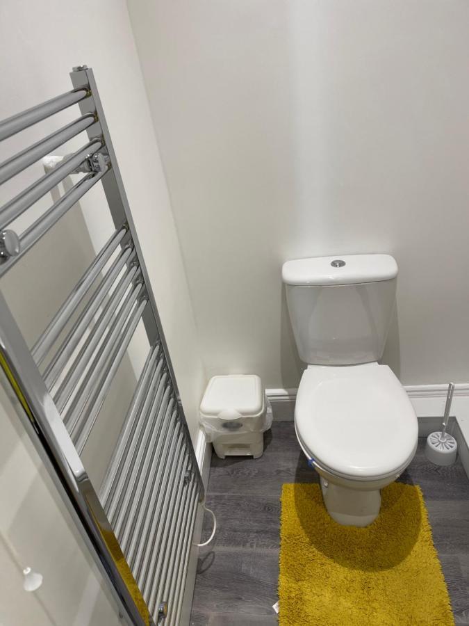 Lovely Room In Bristol 5 المظهر الخارجي الصورة