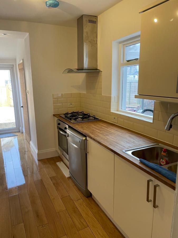 Lovely Room In Bristol 5 المظهر الخارجي الصورة